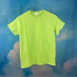 HEAVY COTTON GILDAN NEON BLANK SHORT SLEEVE T SHIRT - SZ S